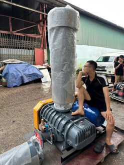 Máy thổi khí Showfow model RL150